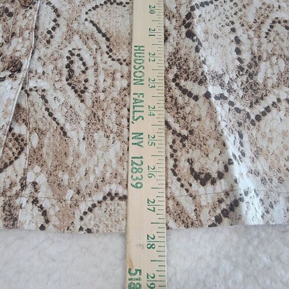 JM Collection Heavyweight Linen Top Womens 18 Button Blouse Animal Print - Picture 8 of 16